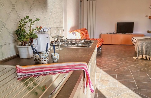 Siniscola Apartment | GRREN HOUSE nAPPARTMENT WITH GARDEN, veranda and barbecue, 1,5KM BY SEA