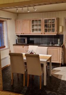 Torsken House | Gryllefjord