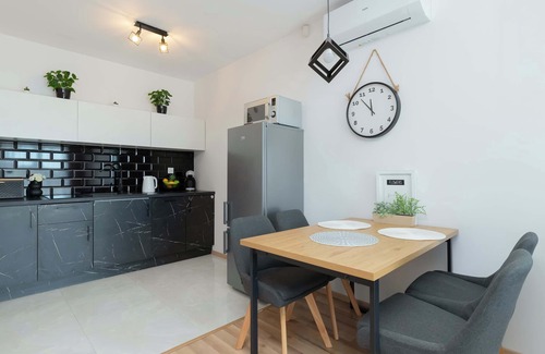 Jastrzebia Gora Apartment | Grzybiarzy 37 Jastrzębia Góra | Charming Alice Apartment | Terrace with Garden