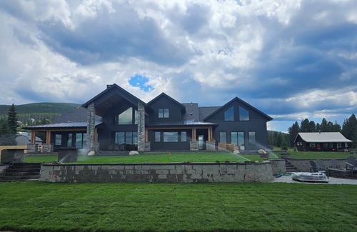 Georgetown House | GTL Lodge and Retreat - Modern Luxury Meets Montana for Your Perfect Getaway
