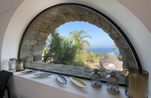 Pantelleria Villa | Gu Home Dammuso luxury