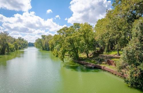 Seguin House | Guadalupe Getaway