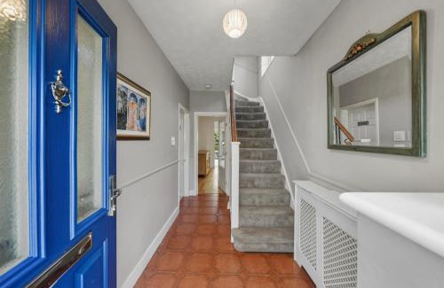 Kenley Apartment | Guadalupe Home in South London