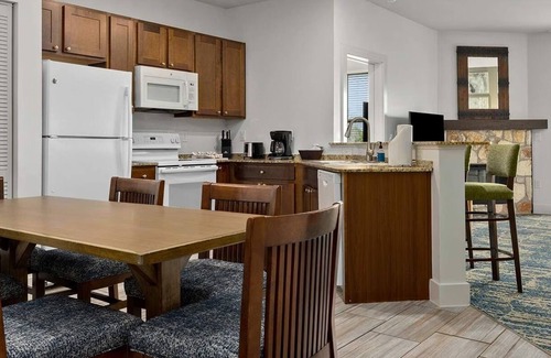 Ingram Condo | Guadalupe River Valley Modern 3 Bed, 2 Bath - Kid Friendly-Pools-Slides