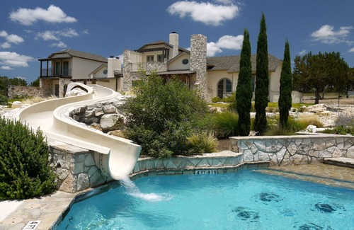 Ingram Condo | Guadalupe River Valley Modern 3 Bed, 2 Bath - Kid Friendly-Pools-Slides