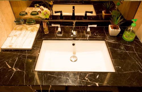 Haizhu Apartment | Guangzhou Canton Fair Jufeng Administrative Hotel Poly World Trade Center Branch