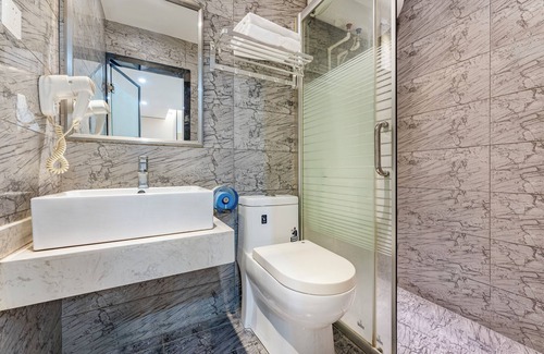 Panyu Hotel | Guangzhou Kaiyue Hotel Luoxi Subway Station Branch - Free Deliver Service to Canton Fair Complex During Canton Fair Period