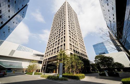 Guangzhou Science City Apartment | Guangzhou Laiste ApartHotel Science City Greenland Central Plaza Branch - Free Shuttle Bus to Canton Fair Complex During Canton Fair Period