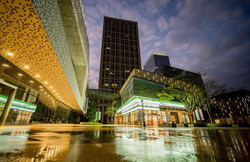 Guangzhou Science City Apartment | Guangzhou Laiste ApartHotel Science City Greenland Central Plaza Branch - Free Shuttle Bus to Canton Fair Complex During Canton Fair Period