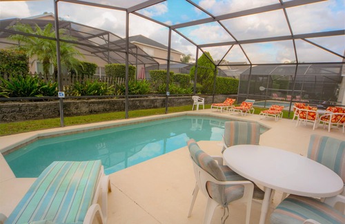 Lake Berkley House | Guard-Gated Resort:Private Pool & Free Wi-Fi!