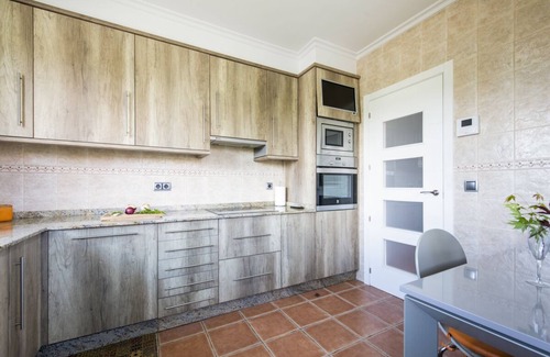 Tomino Villa | Guarda Playa - Four Bedroom Villa, Sleeps 8