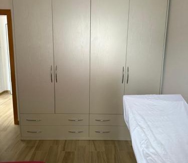 Shengjin Apartment | Guest APARTAMENTS SHENGJIN