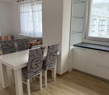 Shengjin Apartment | Guest APARTAMENTS SHENGJIN