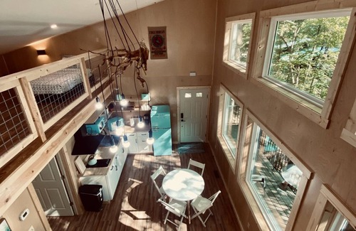 Rogers House | Guest Favorite | Forest Retreat | Hot Tub