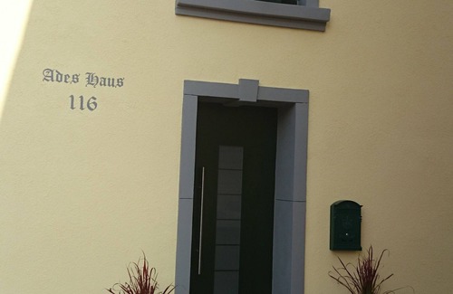 Ueberherrn House | Guest/fitter room ADES HAUS - uncomfortable somewhere else!