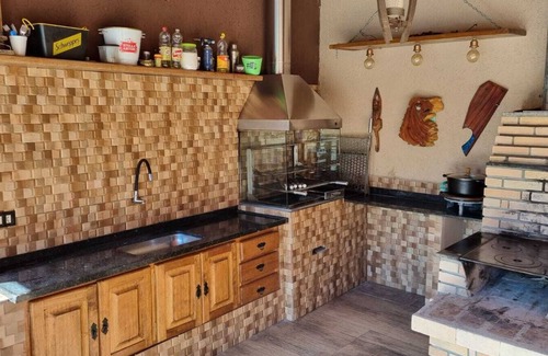 Vargem Grande Paulista House | Guest House w/pool, lake, gym and more