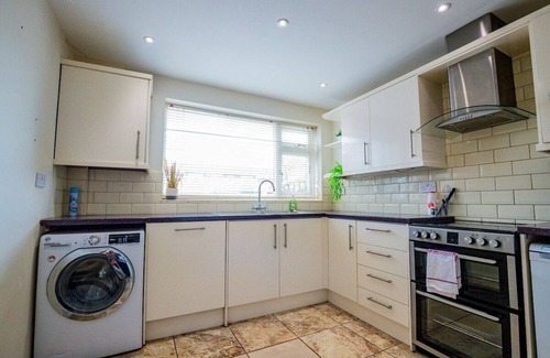 Wyken House | Guest Homes | Manfield Avenue