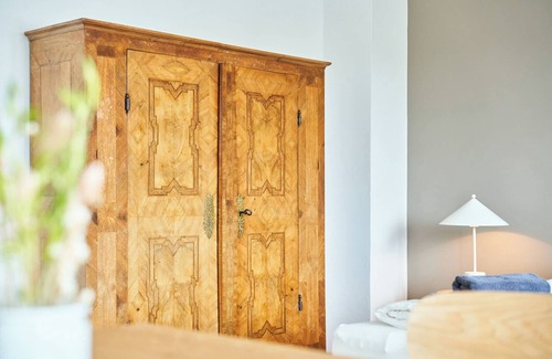 Bad Toelz House | Guest House 'Alte Seifensiederei - Thay' with Shared Terrace, Shared Garden and Wi-Fi