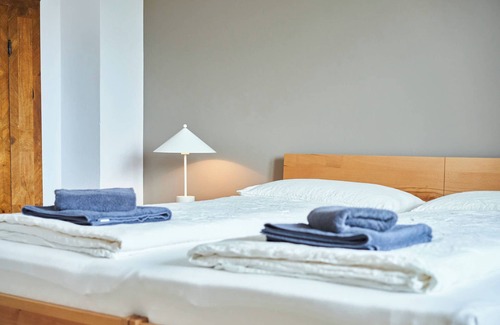 Bad Toelz House | Guest House 'Alte Seifensiederei - Thay' with Shared Terrace, Shared Garden and Wi-Fi