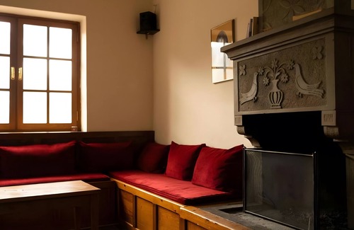 Pyrsogianni House | Guest House 'Armoloi Room 3' with Mountain View, Shared Terrace and Wi-Fi