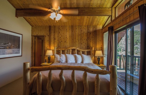 De Beque Cabin | Guest House at The High Lonesome Ranch