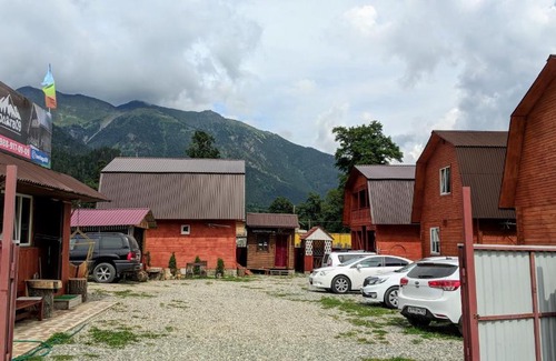 Arkhyz House | Guest House Berloga09