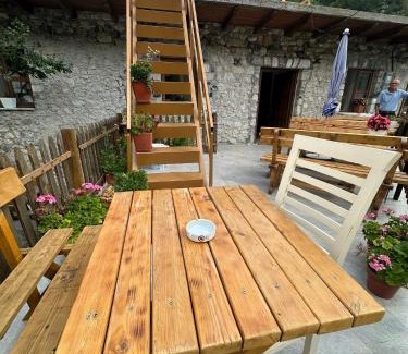 Theth House | GUEST HOUSE “ Center Theth “