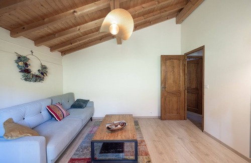 Cordon Bed & Breakfast | Guest House 'Chambre D'hôte Dans Un Chalet' with Mountain View, Shared Terrace and Wi-Fi