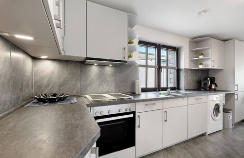 Nehmten House | Guest House 'Deluxe Fewo Zw Plöner See U Ostsee' with Balcony and Wi-Fi