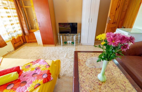 Old Town House | Guest House Fener