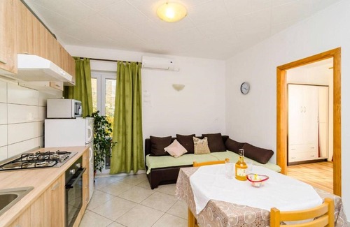 Zupa dubrovacka Apartment | Guest House Fontana - One Bedroom Apartment with Balcony and Sea View