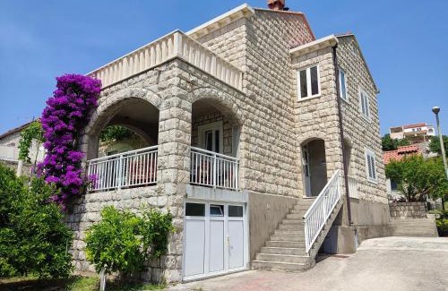 Slano House | Guest House Franica & Pero Lobrovic