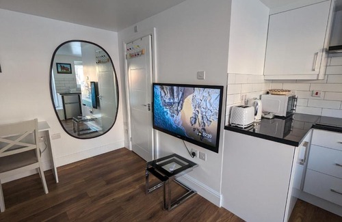 Manor Apartment | Guest house