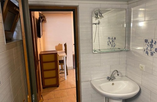 Erebuni Apartment | Guest House/ House of Belinski