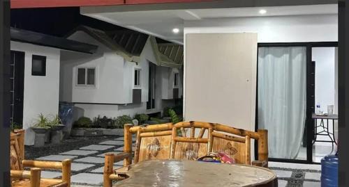 Agoo House | Guest House in Agoo La Union