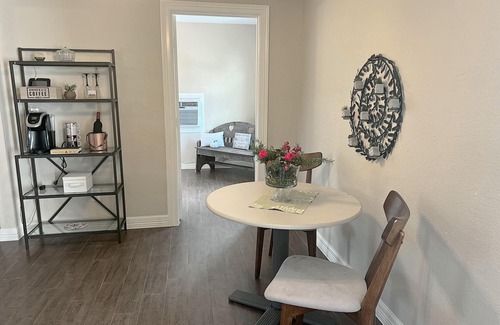 Manvel House | Guest House in Manvel with privacy