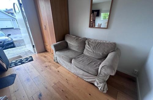 Bollmora House | Guest house in Trollbäcken