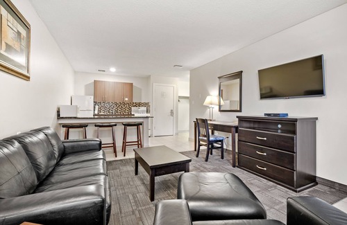 Edson Hotel | Guest House Inn & Suites