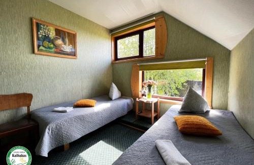 Smiltene House | Guest House Kalbakas