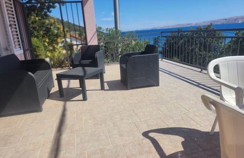 Karlobag Villa | Guest House Karlobag - Villa Rose