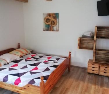 Skofja Loka House | Guest House Kveder