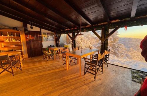 Radatovici House | Guest House Lagotto's Peak