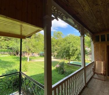 Tsageri House | Guest house Lailashi