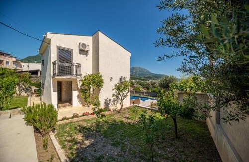 Susanj House | Guest House Luksic