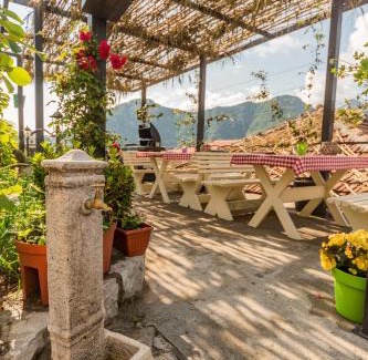 Virpazar House | Guest House Luna