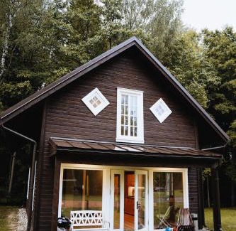 Jaunzemi House | Guest House Mednieki