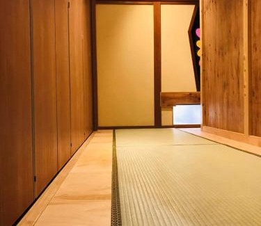 Nishi Ward House | Guest house Mitaki