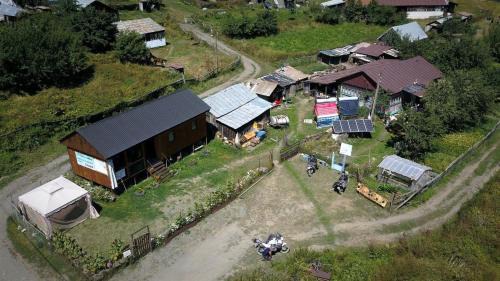 Omalo House | Guest House Nazo