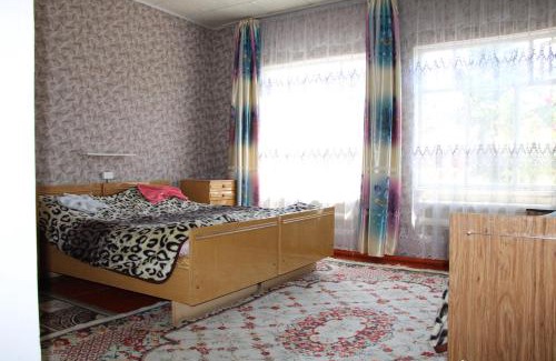 Karakol House | Guest House on Derbisheva