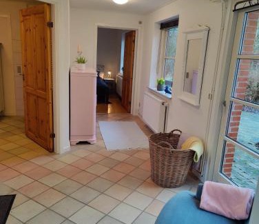 Naestved Apartment | Guest house on farm in small village